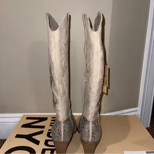 Madden Girl Glittery Tall Western Boots Super Bling! Size 6-7-10–11…Yes those four sizes!!! thumbnail 5