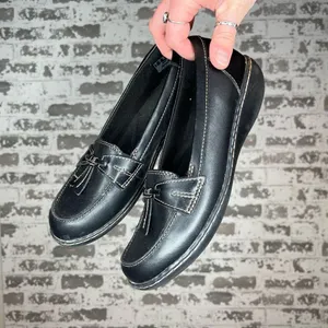 Clarks | women black leather loafers thumbnail 2