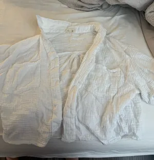 white button up cropped linen shirt Size L thumbnail 1