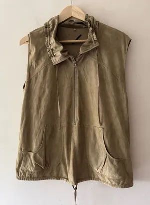 Elie Tahari Beige 100% Suede Sleeveless‎ Zip Up Jacket thumbnail 1