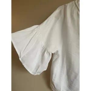 ‎Lumiere White shirt with bell sleeves medium thumbnail 6