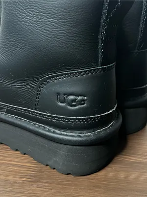 UGG Matte Black Neumel Platform Zip Up Boots Size 5 thumbnail 6