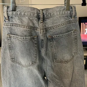 Pacsun size 24 light blue denim jeans. thumbnail 7