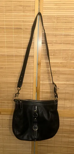 Coach Chelsea Buckle Leather Hobo Shoulder Bag (Style F14018) purse Y2K thumbnail 1