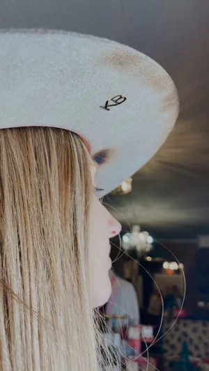 Charlie 1 Horse Hat thumbnail 2