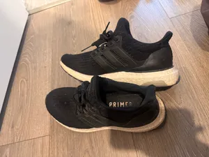 Adidas Ultraboost Shoes thumbnail 2