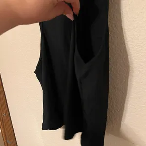 Cider Black Solid Asymmetrical Sleeveless Crop Top Ribbed Tank Top Size Large thumbnail 8