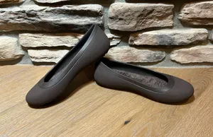 Crocs flat slip-on shoes size 7.5/8 thumbnail 2