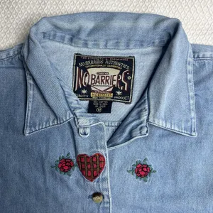 No Barriers Womens Vintage Size Medium Cotton Denim Embroidered Button Down‎ Top thumbnail 2