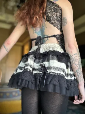 Lace Mini Skirt Black Size L thumbnail 3