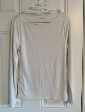 Abercrombie and Fitch White Long Sleeve thumbnail 1