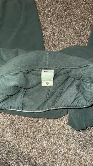 Nike Sweatpants thumbnail 2