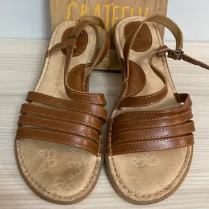 B.o.c Born concept brown strappy comfort sandals size 9 thumbnail 2