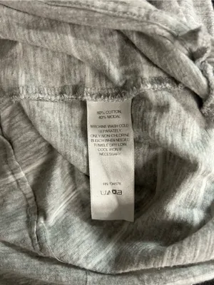 Vineyard Vines Gray and White Striped Long-Sleeve Polo thumbnail 4