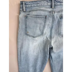 KUT From The Kloth Reese Jeans Sz 8 Light Wash High Waist Distressed Button Fly thumbnail 9