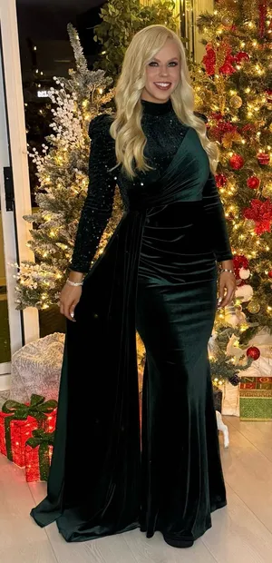 FAERIESTY Emerald Green Velvet Evening Gown Maxi Dress size small thumbnail 1
