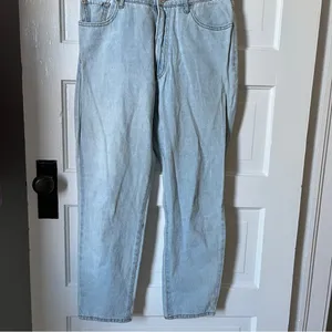 Forever 21 Light wash denim overalls thumbnail 3