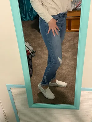 Like New  Size 8 Jeans thumbnail 4