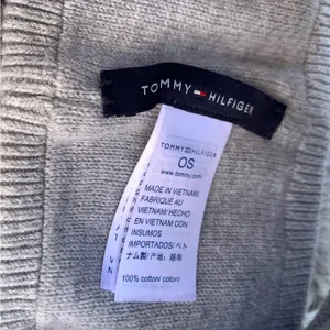 Tommy Hilfiger Heritage Logo Knit Headband in grey heather thumbnail 2