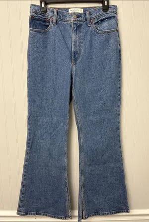Abercrombie & Fitch The Vintage Flare Leg High Rise Jeans Women Size 6/28 Short thumbnail 1