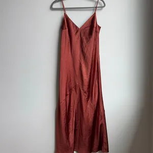 NWT Line & Dot Satin Slip Dress Burnt Orange Brown Romantic Beach Size Medium thumbnail 6
