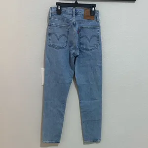 Levi's Wedgie Straight Leg 23 Jeans High Rise Premium Stretch Denim Light Wash thumbnail 6