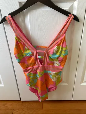 Trina Turk Playa De Flor Plunge One Piece Swimsuit in Floral thumbnail 2