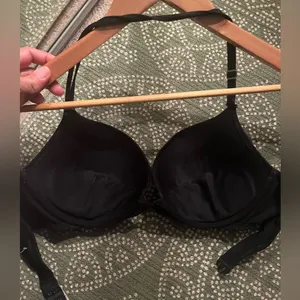 Victoria's Secret halter Push up, Blk Sz 36D thumbnail 6
