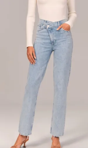 ABERCROMBIE & FITCH Ultra High Rise 90s Straight‎ Denim 26/2R thumbnail 1
