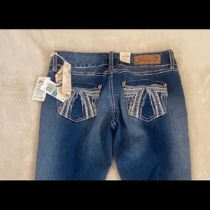 NWT Seven7 Jeans thumbnail 2