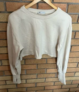 Zara Cropped Long Sleeve Knit Crew Scoop Neck Sweater Cream Size Medium thumbnail 1