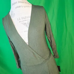 NWT‎ Lulu's Womens Olive Green Wrap Maxi Dress Large thumbnail 3