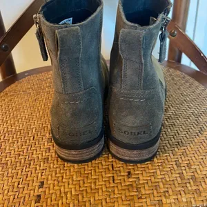 Sorel brown leather Chelsea boots size 6 thumbnail 8