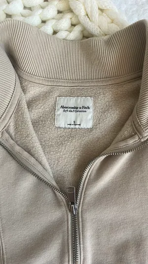 Abercrombie Crewneck thumbnail 3