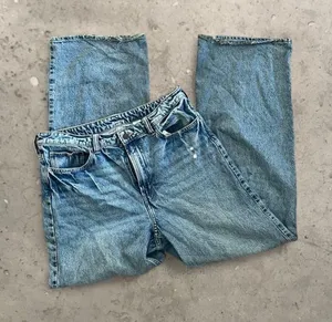 h&m medium high rise wash wide leg straight jeans thumbnail 1