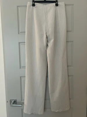 Princess Polly Titius Pants White Pinstripe Size 4 thumbnail 2