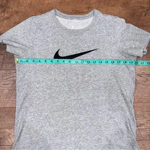 Women’s Nike Athletic Cut Check Logo Short Sleeve T-Shirt thumbnail 7