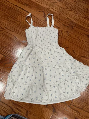 Hollister dress thumbnail 1