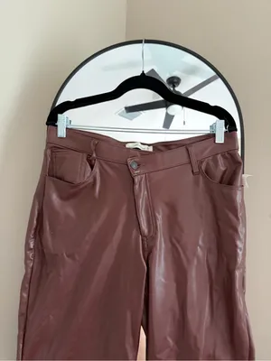 NWOT Abercrombie & Fitch Faux Leather Pants Maroon thumbnail 2