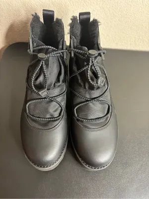 UGG Classic Rising Toggle Platform Boots Matte Black size 8 thumbnail 5