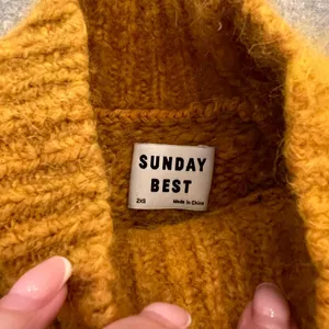 ARITZIA The Sunday Best Melly Wool Sweater in Cairo Gold Woman’s XXSmall thumbnail 5