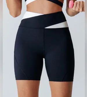 Berlook Activewear Black Crossover Shorts 6" thumbnail 1