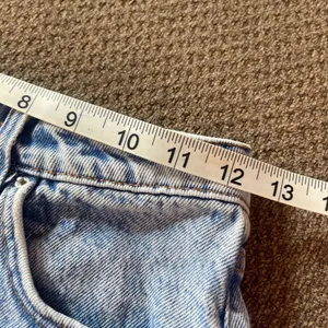 Zara Women Light Blue Distressed Cut Off Denim Shorts Size 2 thumbnail 6