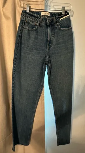 Abercrombie Jeans thumbnail 1