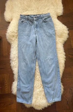 True vintage Levi’s 550s 90s vintage levis denim light wash relaxed fit tapered thumbnail 7