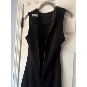 NEW Elliatt‎ Sleeveless Lace Stretch Crepe Diamante Fringe Mini Dress Size Small thumbnail 9