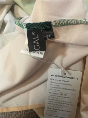 Elegant Green Ombre Maxi Dress with Bishop Sleeves thumbnail 6