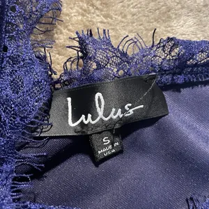 Lulus Dress Womens Small Velvet Velour Navy Blue Lace Babydoll Knee Romantic thumbnail 2