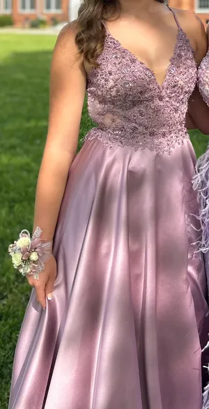 Prom Dress thumbnail 9
