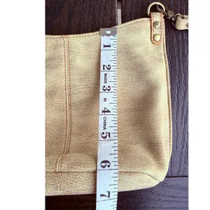 HOBO White/Ivory Gold Patina Leather Small Crossbody Bag Purse Adjustable Strap thumbnail 8